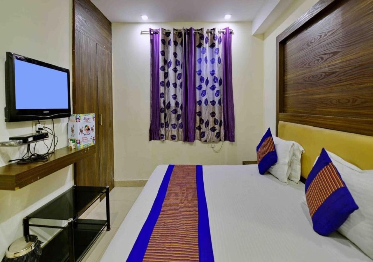 Hotel Perfect Spot- Main Bazar - Walking Metro Station New Delhi Exterior photo